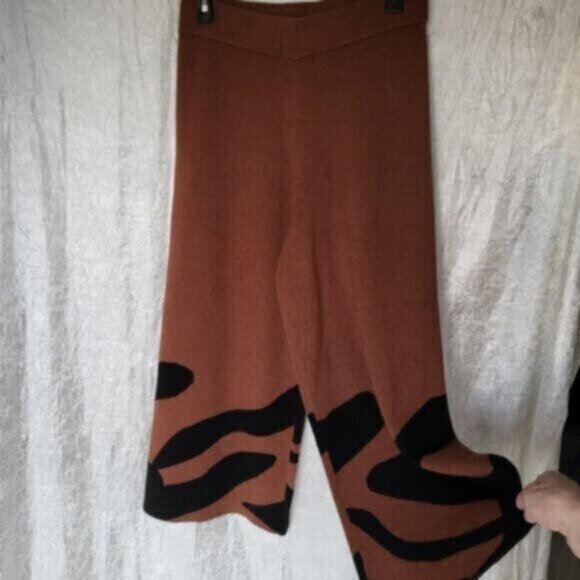 Joseph Ribkoff Animal Print Wide Leg High Waist Knit Pant Size Small - Picture 3 of 10